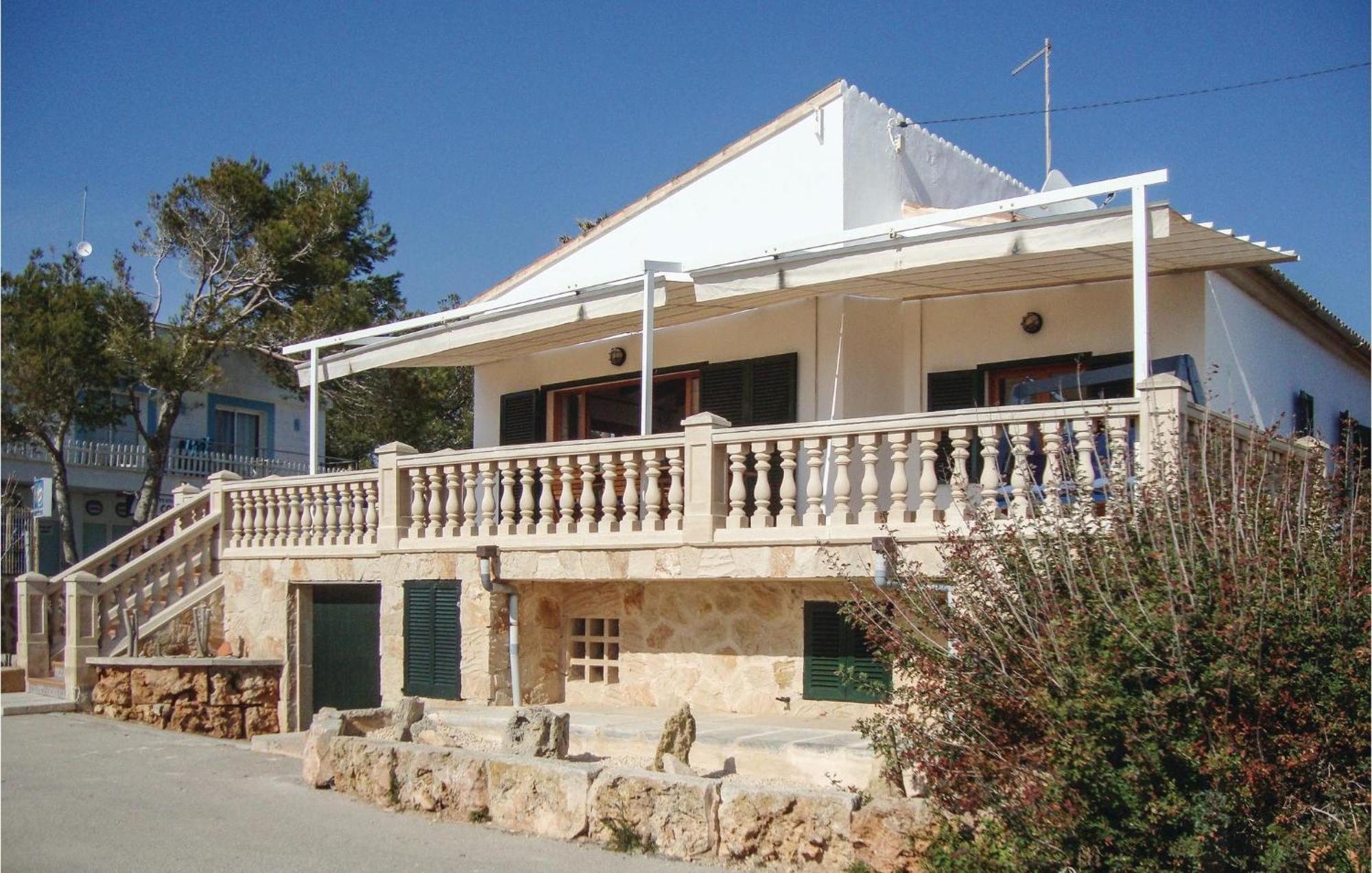 Stunning Home In Ses Covetes With Kitchen Esterno foto